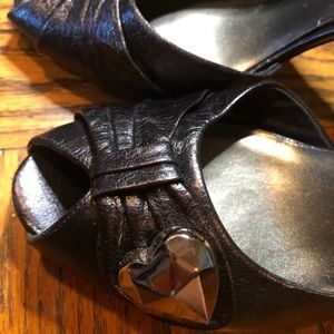 Nine West Silver heels